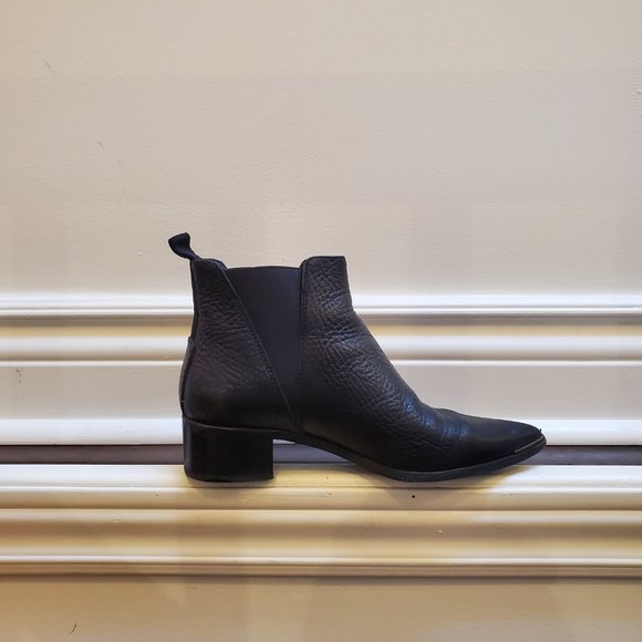Acne 'Jensen' Ankle Boots in IT37 / US 7. Made in Italy. Black Grained Leather - Picture 4 of 8